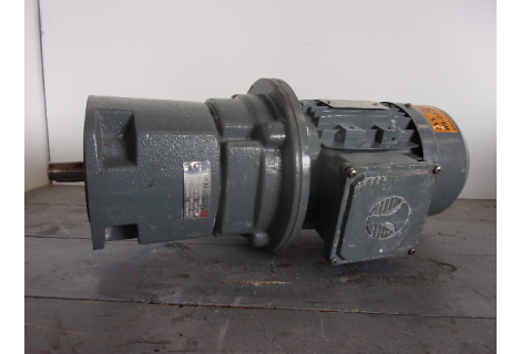 133 RPM  0,75 KW As 19 mm. Used.